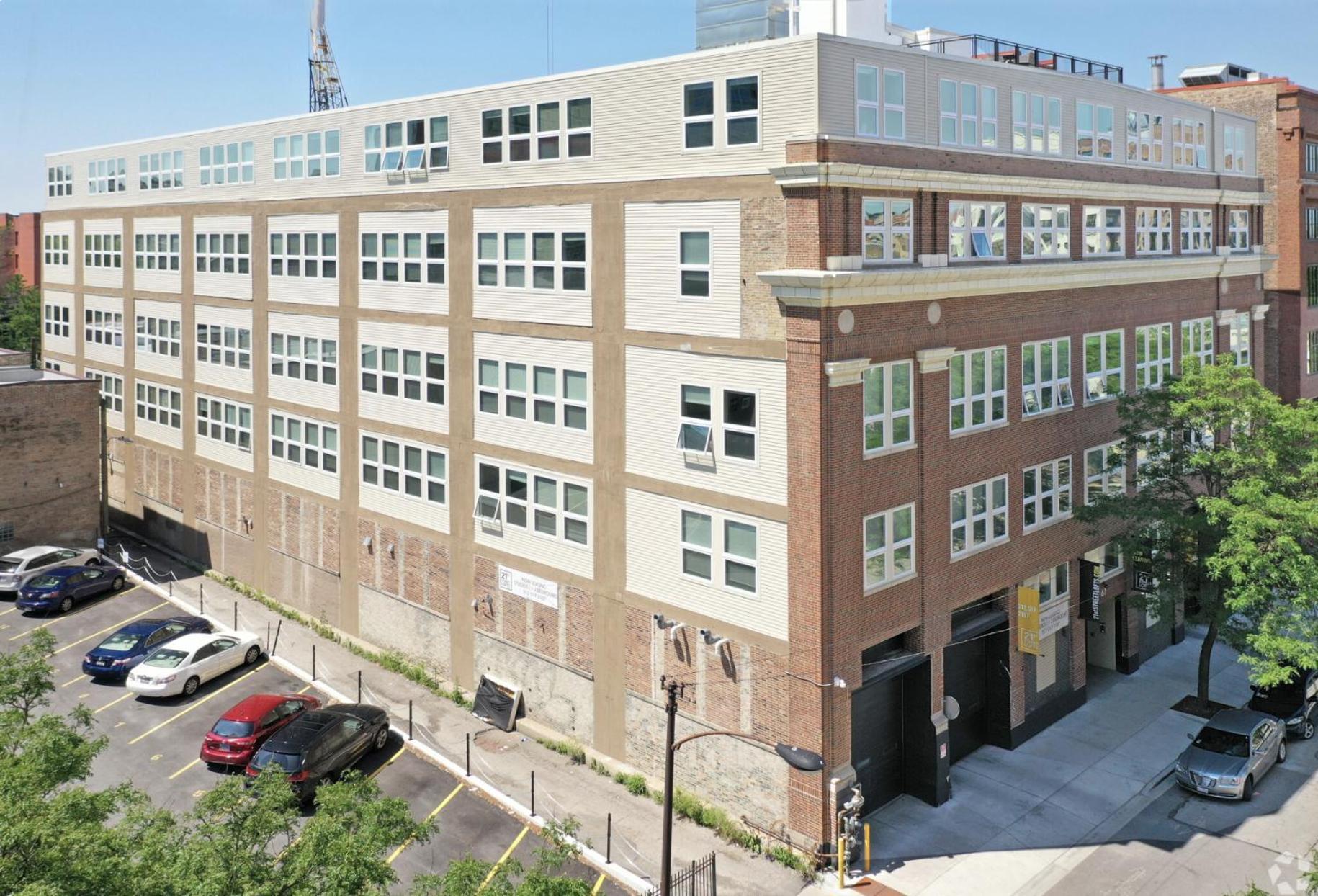 Mccormick Place 2br-2ba With Optional Parking, Patio, Gym Access For 6 Guests * Chicago